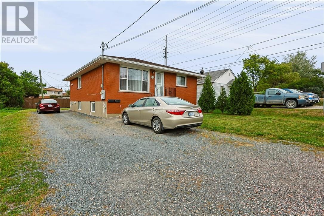 1133 Martin Avenue, Greater Sudbury, ON, P3A 2Z5