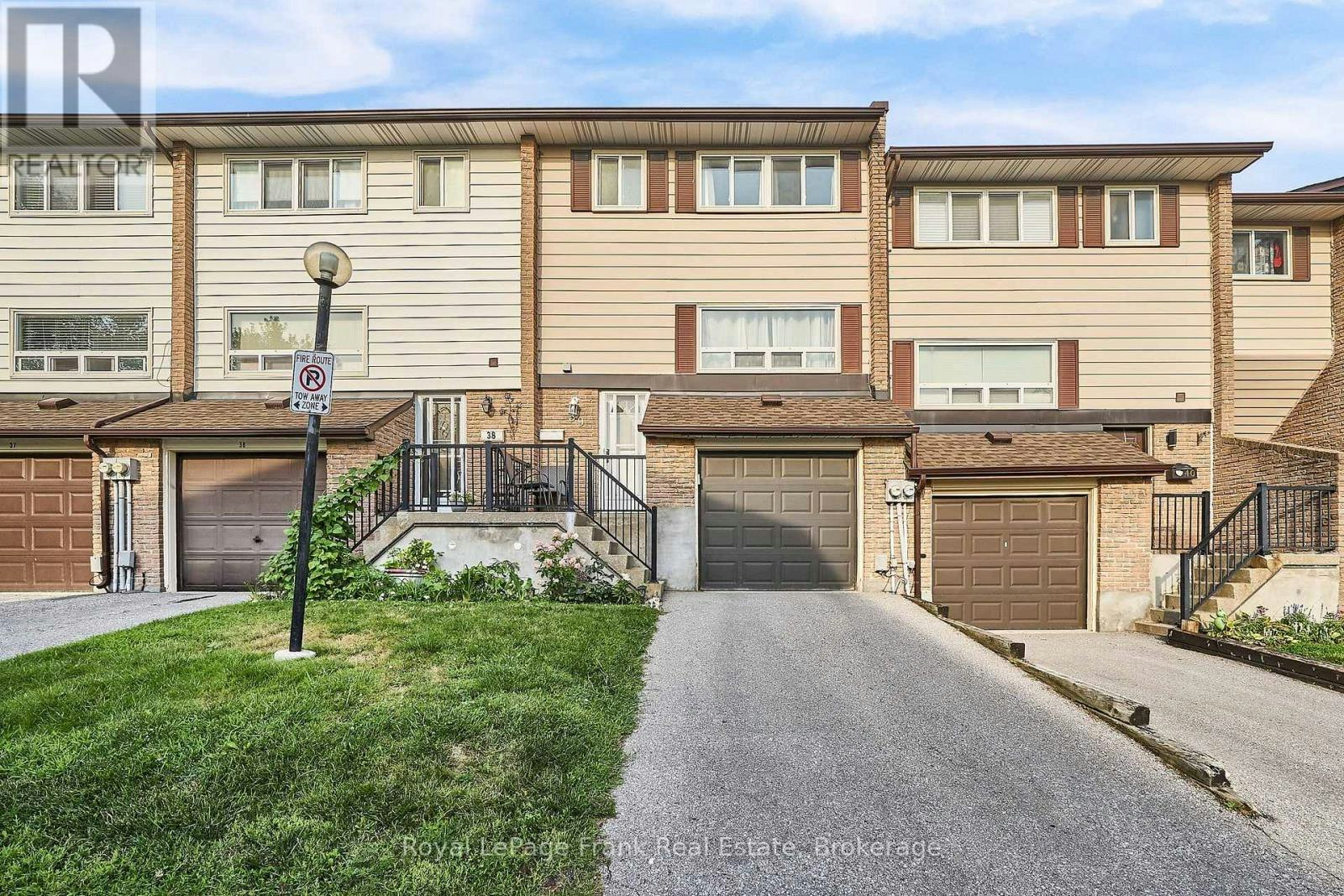 39-321 Blackthorn Street, Oshawa, ON, L1K 1L3