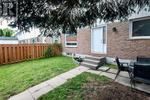 35-19 Tracey Park Drive, Belleville, ON, K8P 4R4