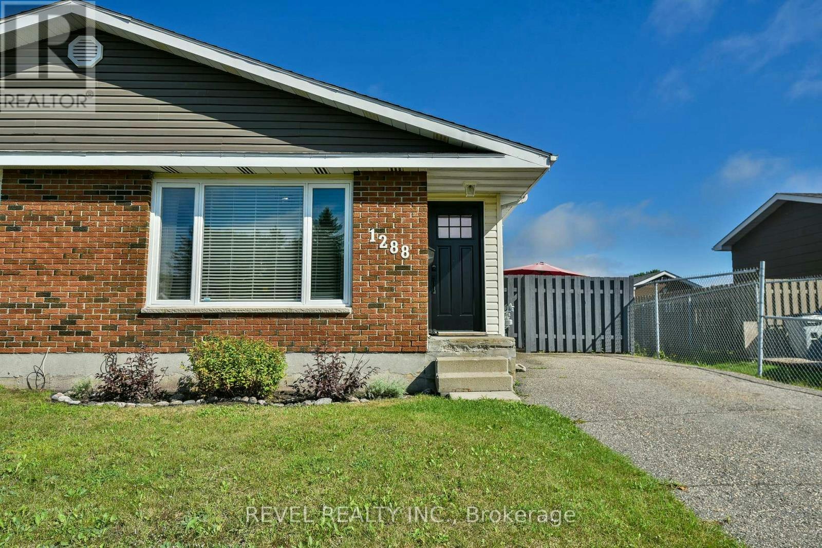 1288 Chenier Avenue, Timmins, ON, P4R 1A7