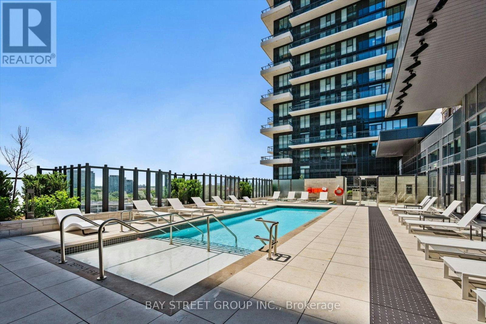 2707-30 Inn ON The Park Drive, Toronto, ON, M3C 0P8 - 26