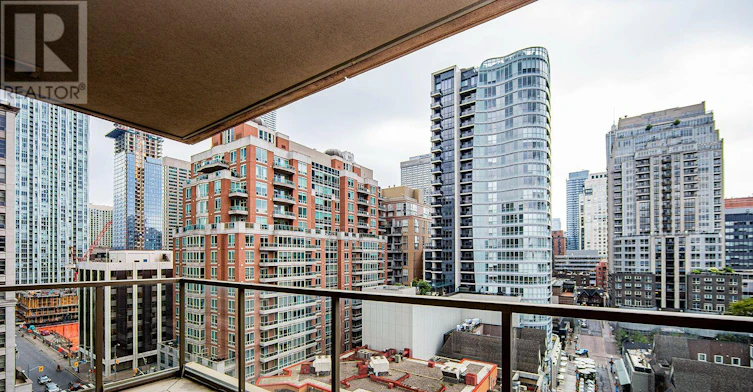 1004-80 Yorkville Avenue, Toronto, ON, M5R 2C2 - 38