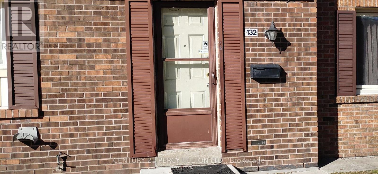 132-270 Timberbank Boulevard, Toronto, ON, M1W 2M1 - 2