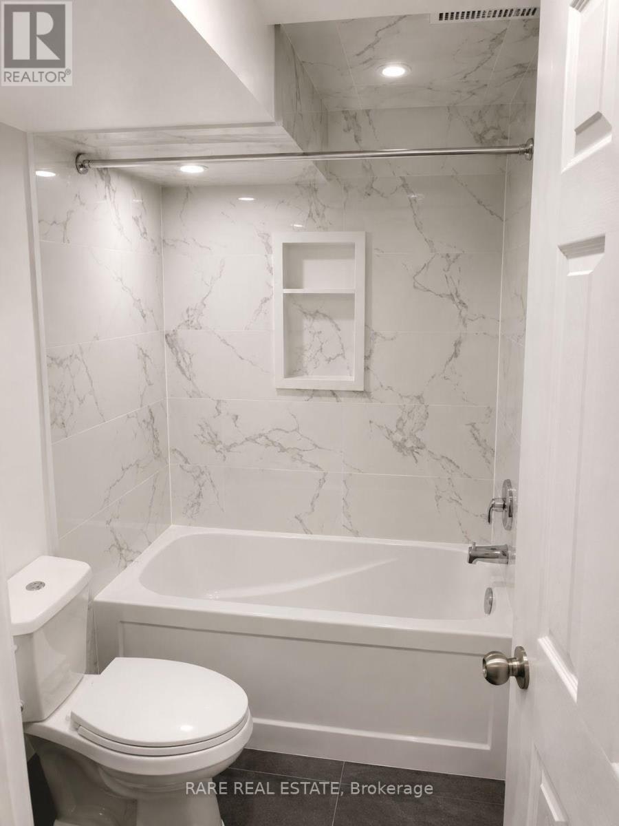 1-130 Glen Shields Avenue, Vaughan, ON, L4K 1T6 - 8