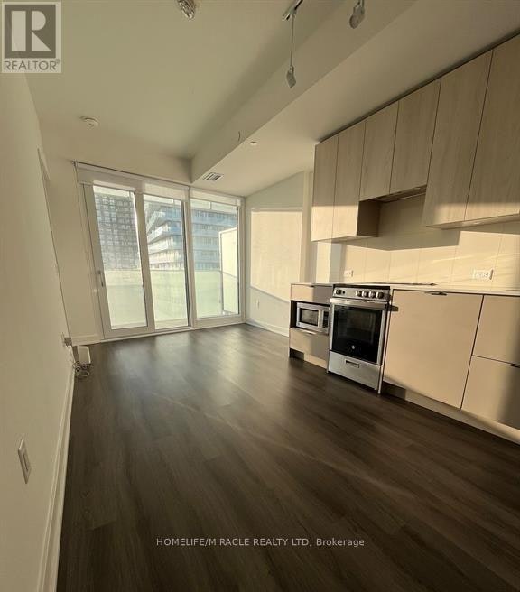 2812-3883 Quartz Road, Mississauga, ON, L5B 0M4 - 2