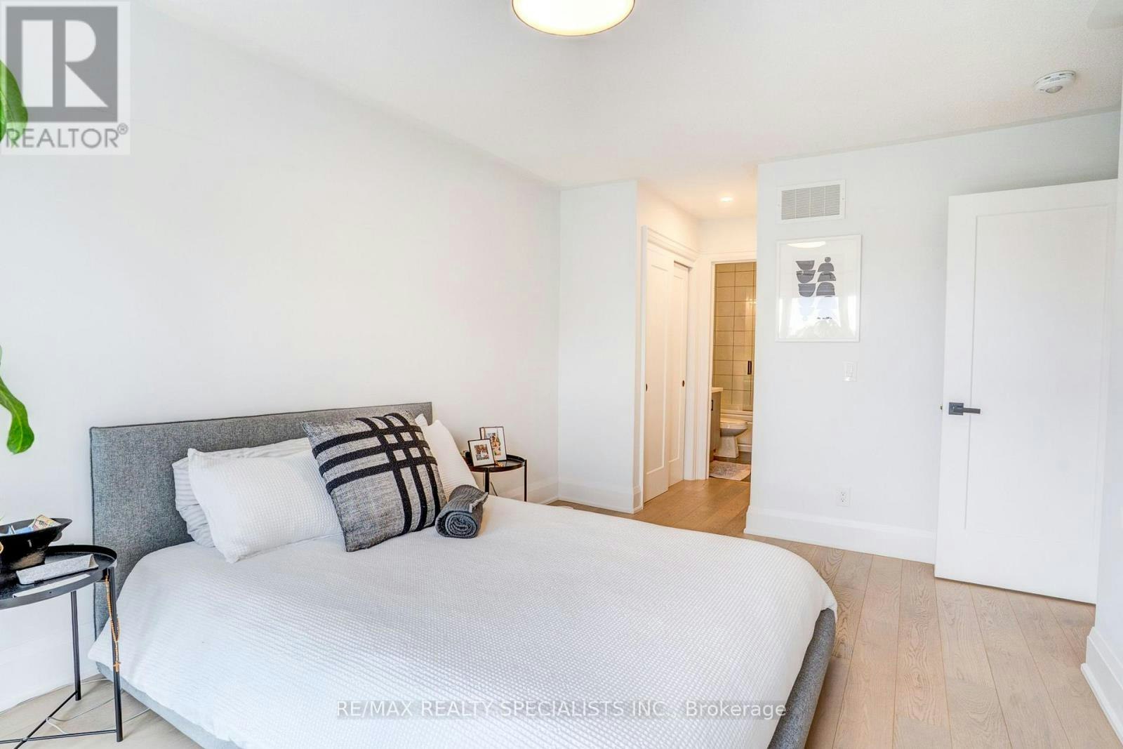 423 Rockwell Common, Oakville, ON, L6H 0R7 - 22