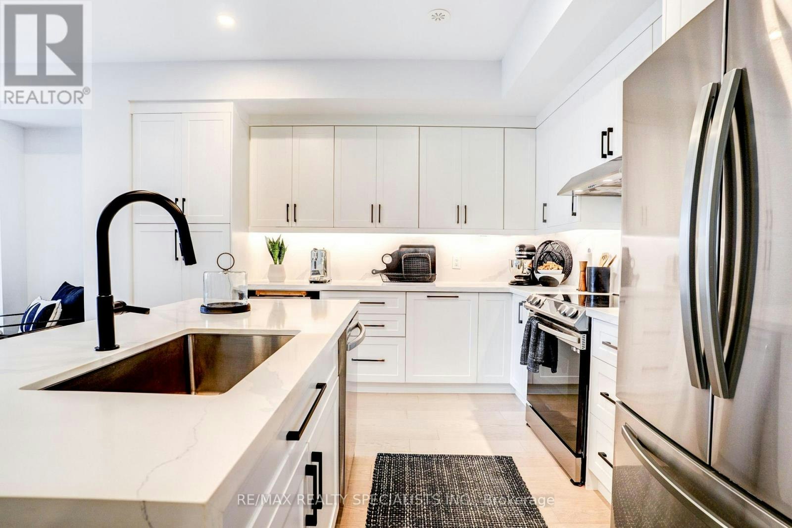 423 Rockwell Common, Oakville, ON, L6H 0R7 - 6