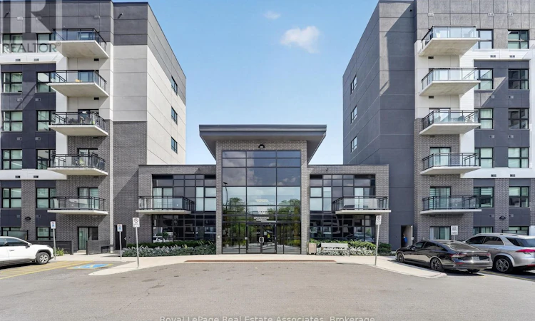 636-102 Grovewood Common