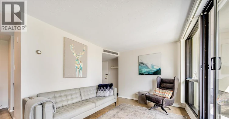 312-111 Riverside Drive, Windsor, ON, N9A 2S6 - 10