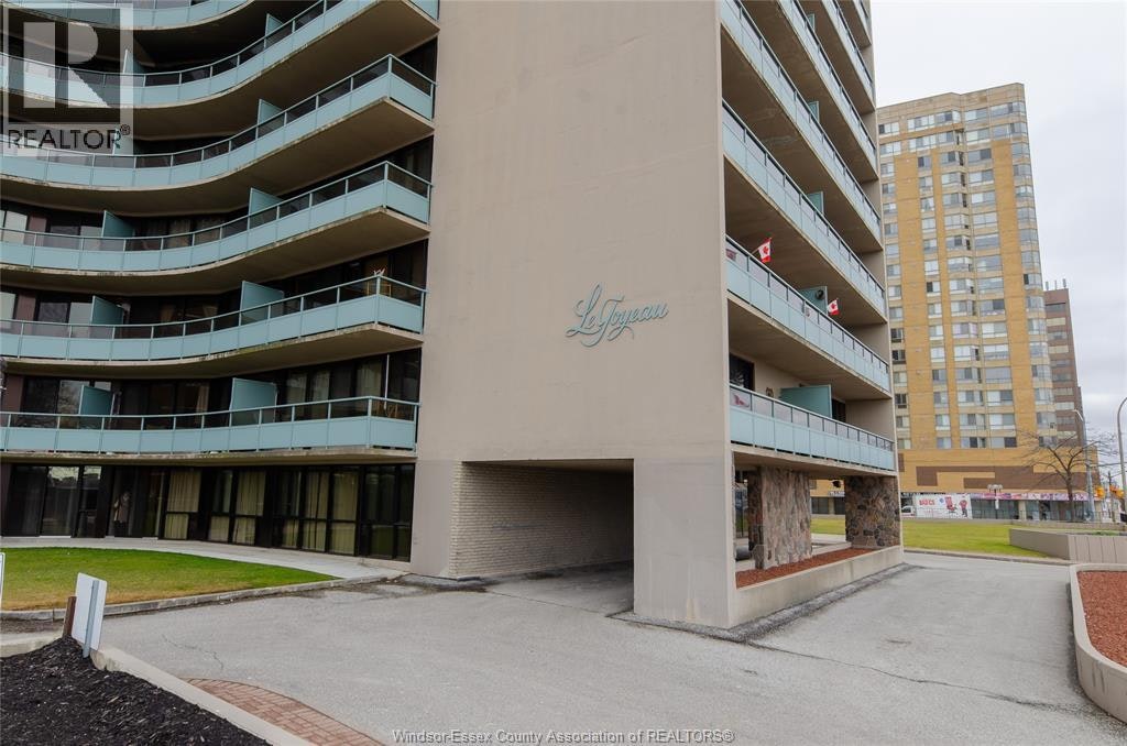 312-111 Riverside Drive, Windsor, ON, N9A 2S6 - 4
