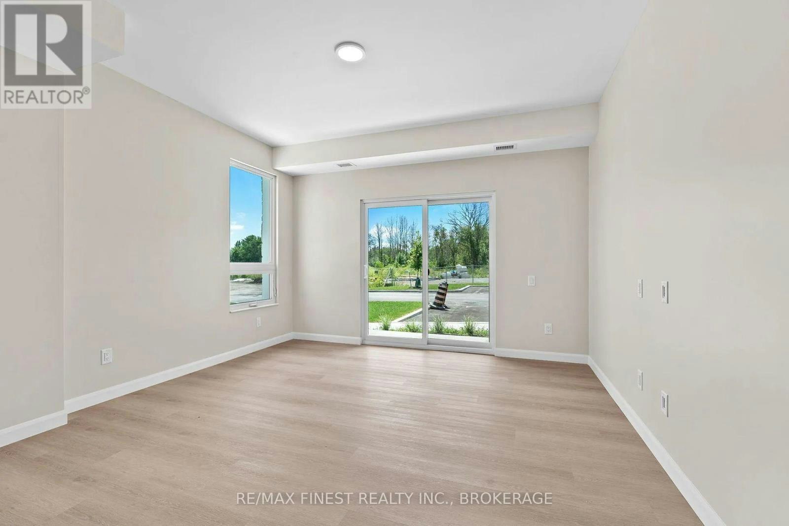 102-158 Heritage Park Drive, Greater Napanee, ON, K7R 3X8 - 12