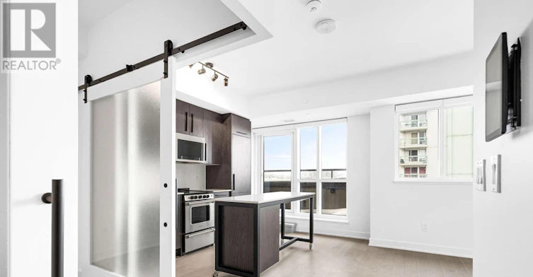 202-560 Rideau Street, Ottawa, ON, K1N 5Z8 - 2