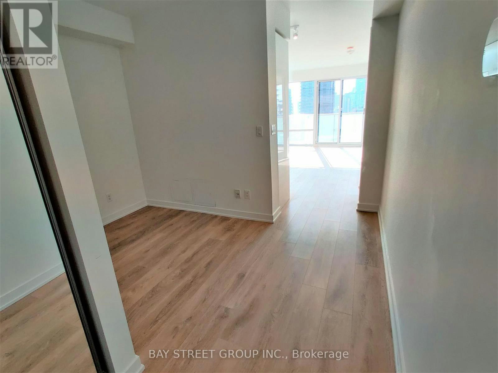 2311-501 Yonge Street, Toronto, ON, M4Y 0G8 - 3