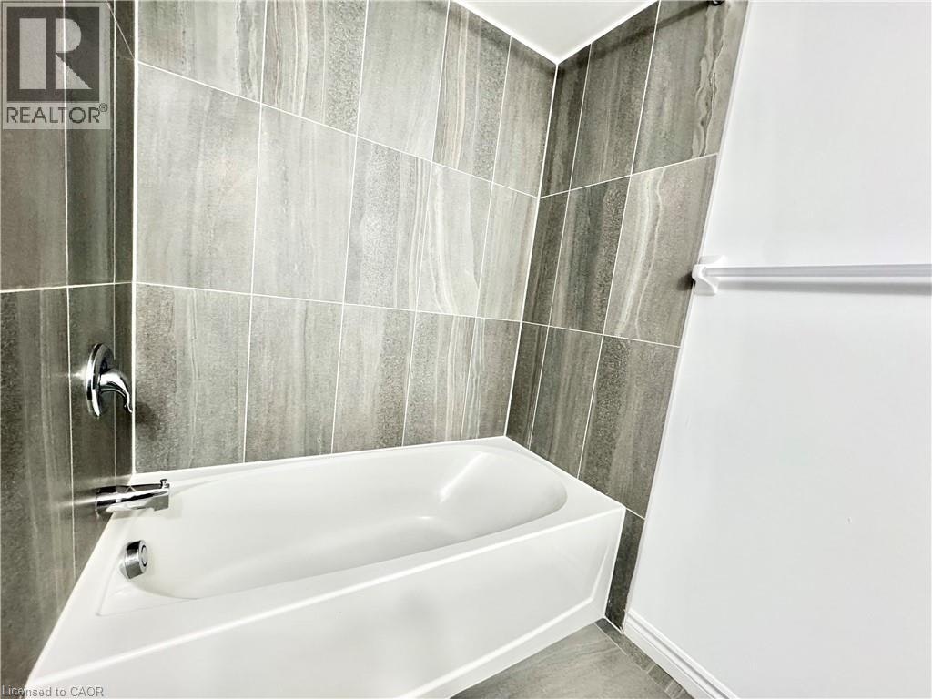 D4-1430 Highland Road W, Kitchener, ON, N2N 0C3 - 6