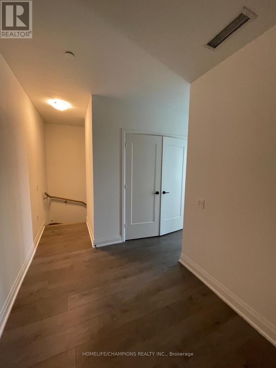 5-60 George Butchart Drive, Toronto, ON, M3K 0E1 - 22
