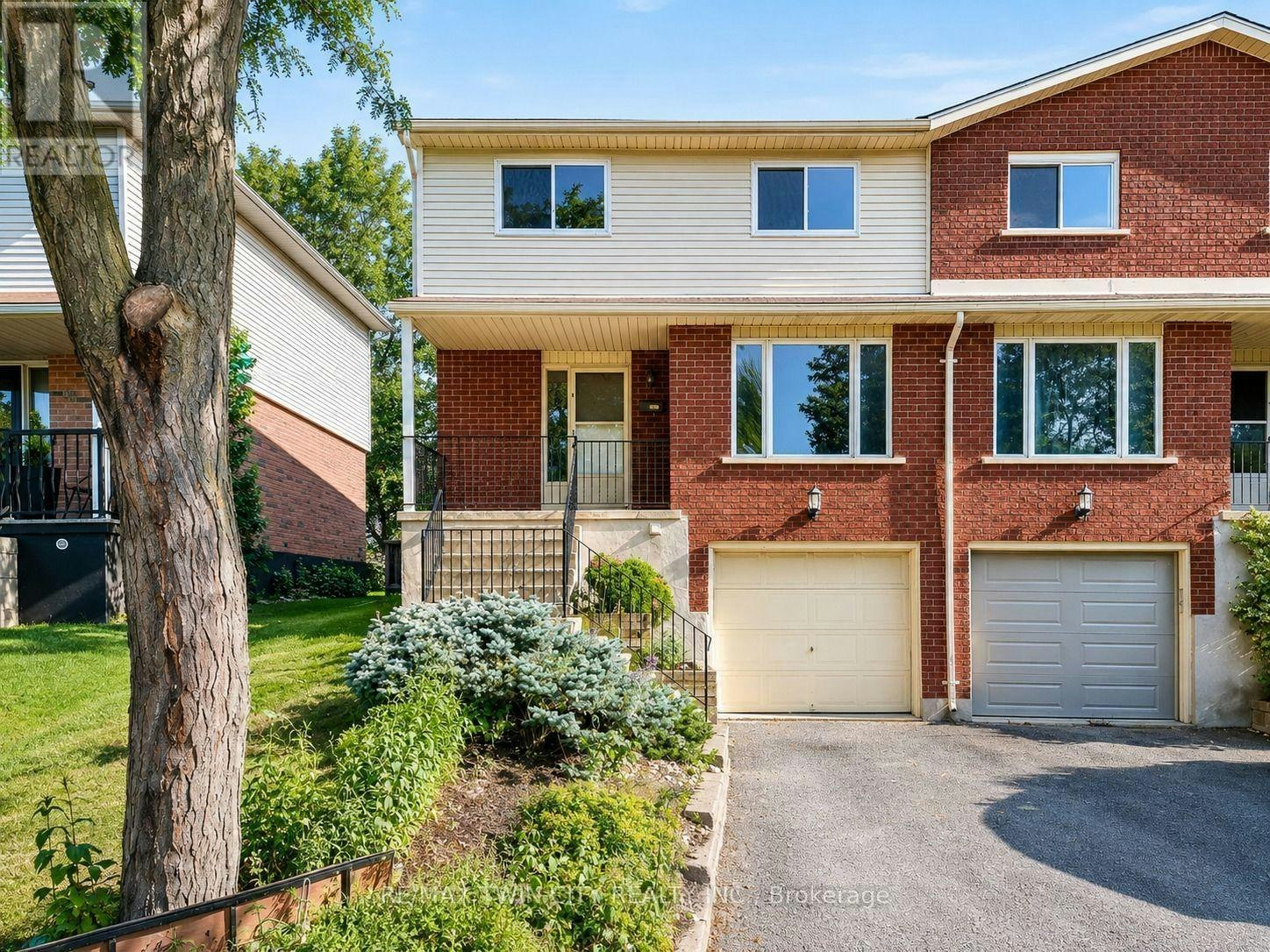 68 Old Huron Court, Kitchener, ON, N2R 1L7