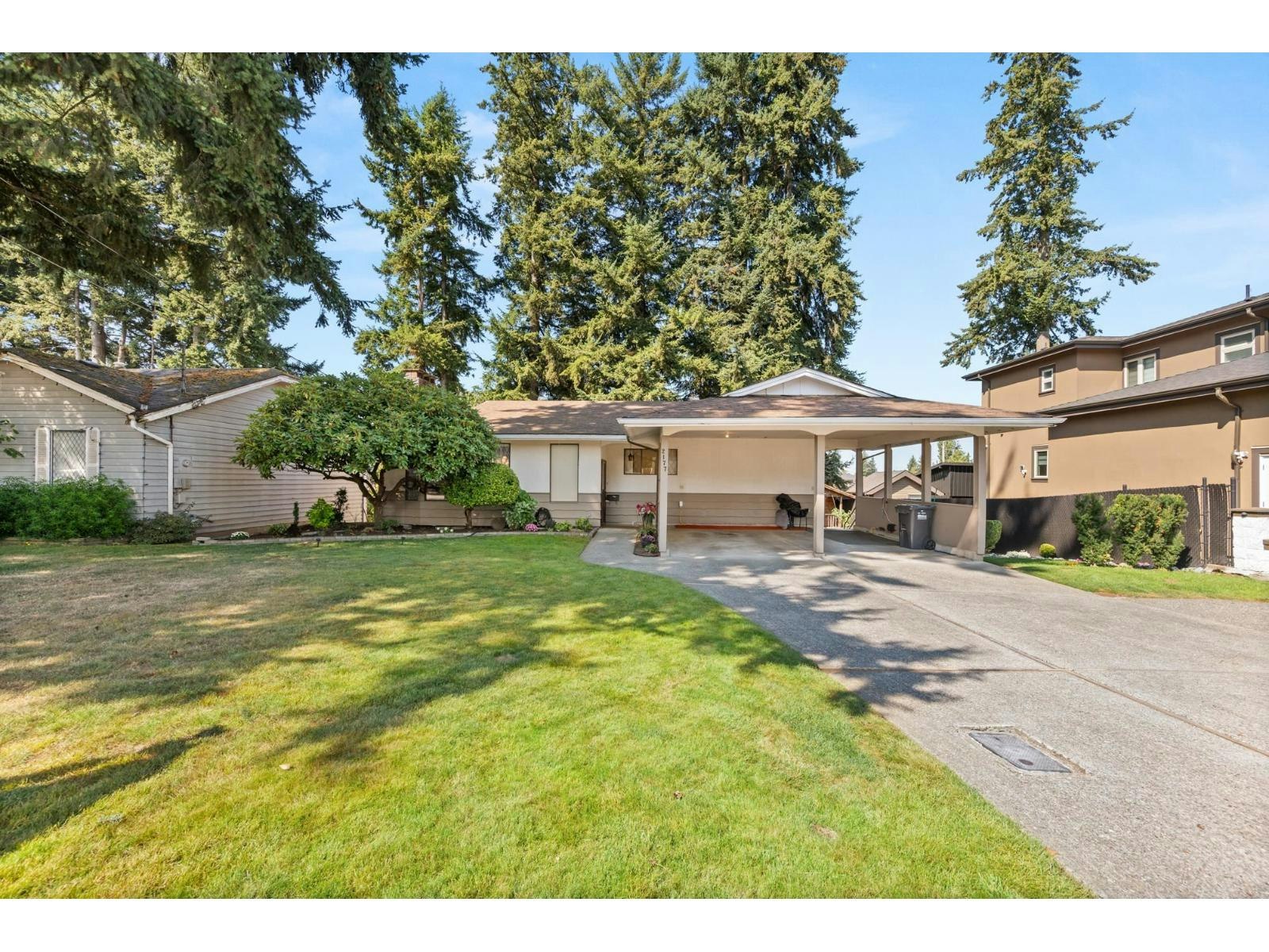 2177 Topaz Street, Abbotsford, BC, V2T 3W7