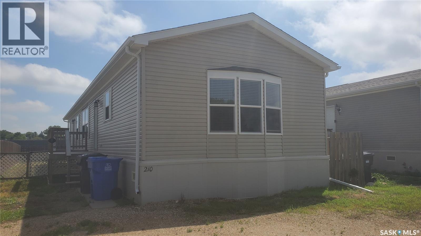 210 Brownlee Street, Weyburn, SK, S4H 3P4