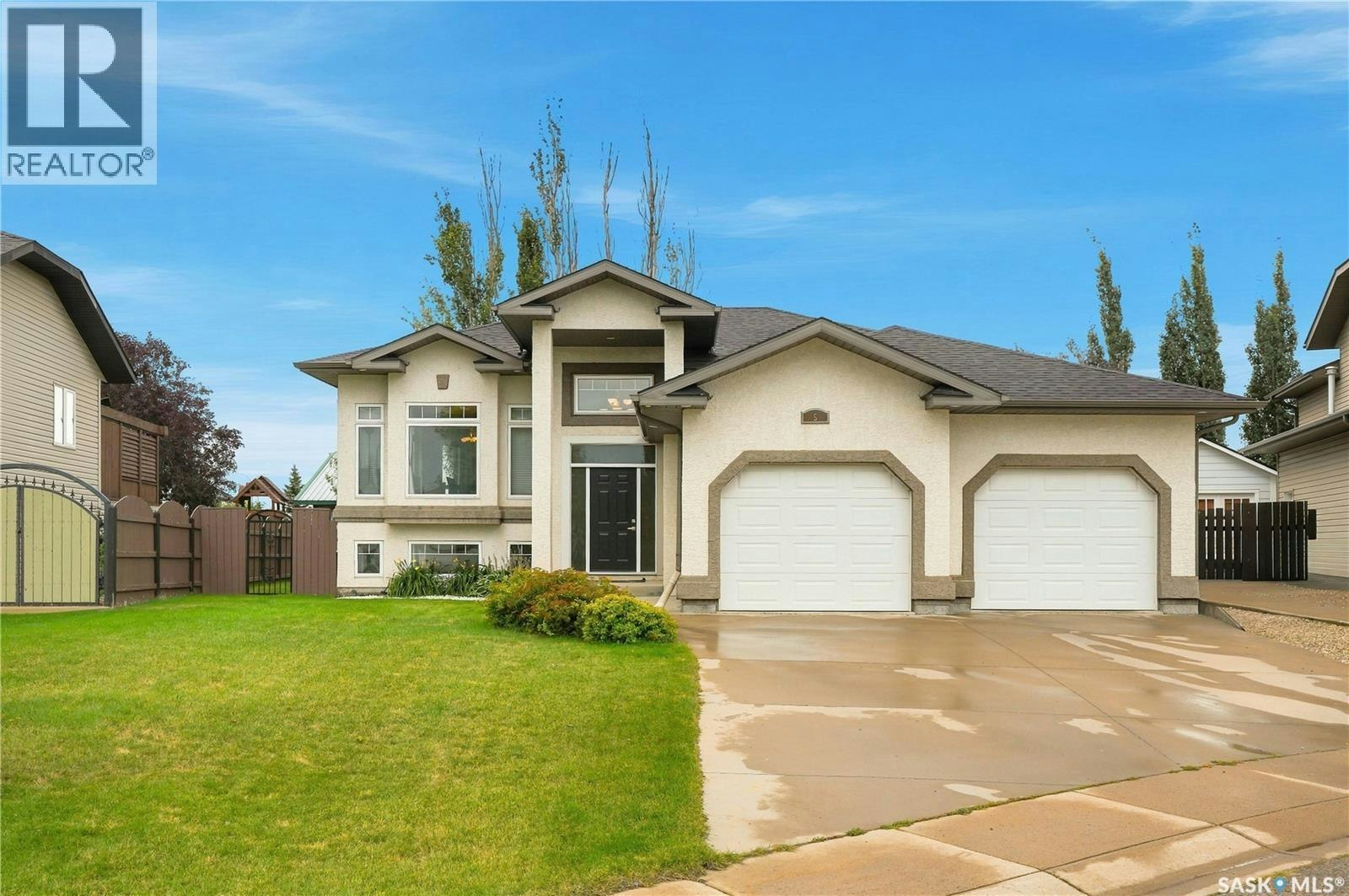 5 Brooklyn Court, Warman, SK, S0K 0A1