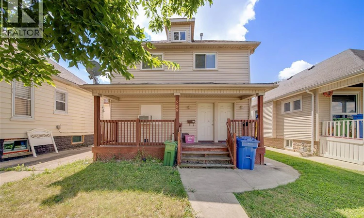 989 Windsor Avenue