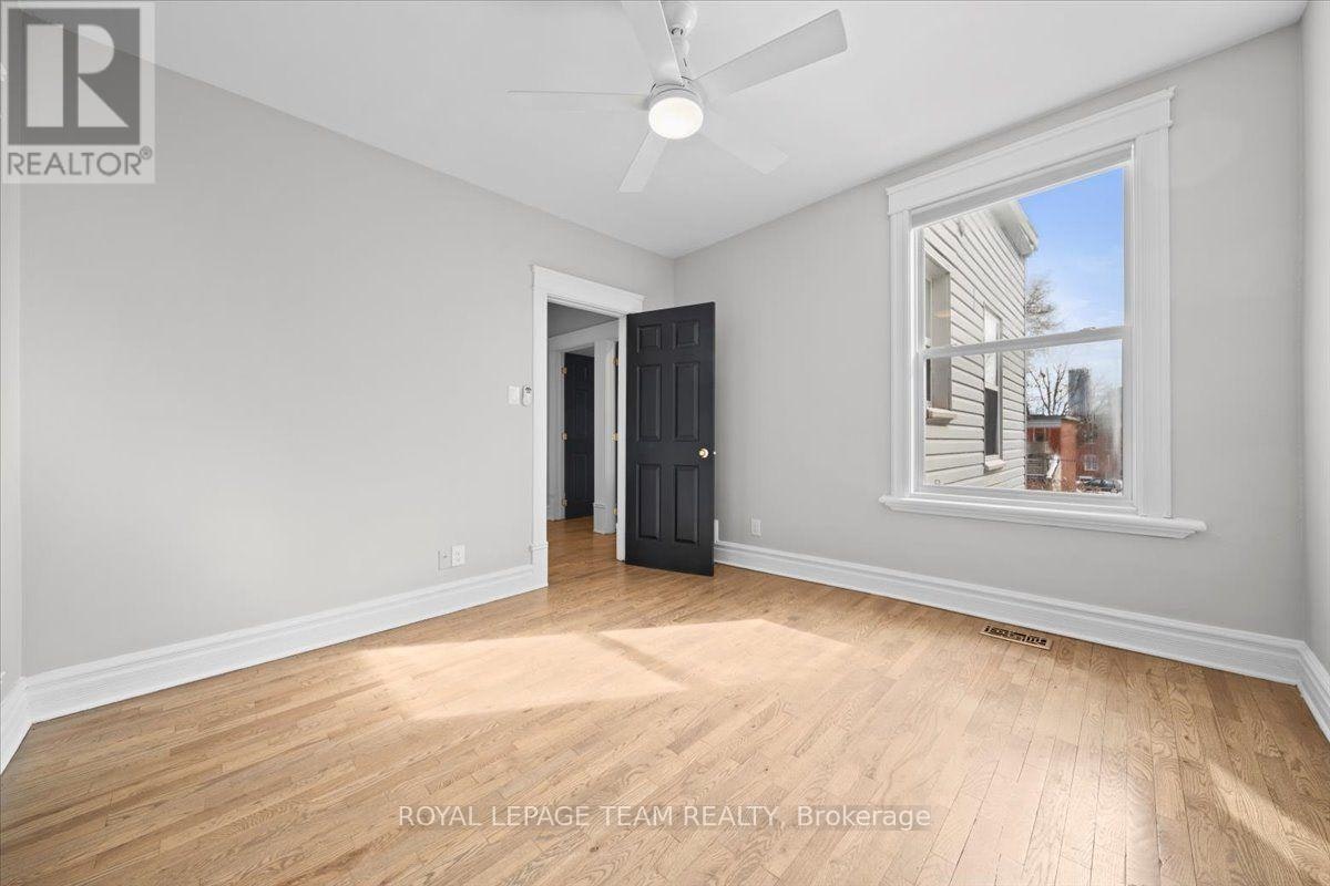 132 Elm Street, Ottawa, ON, K1R 6N5 - 19