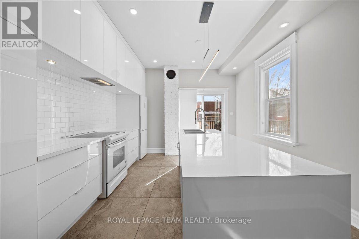 132 Elm Street, Ottawa, ON, K1R 6N5 - 13