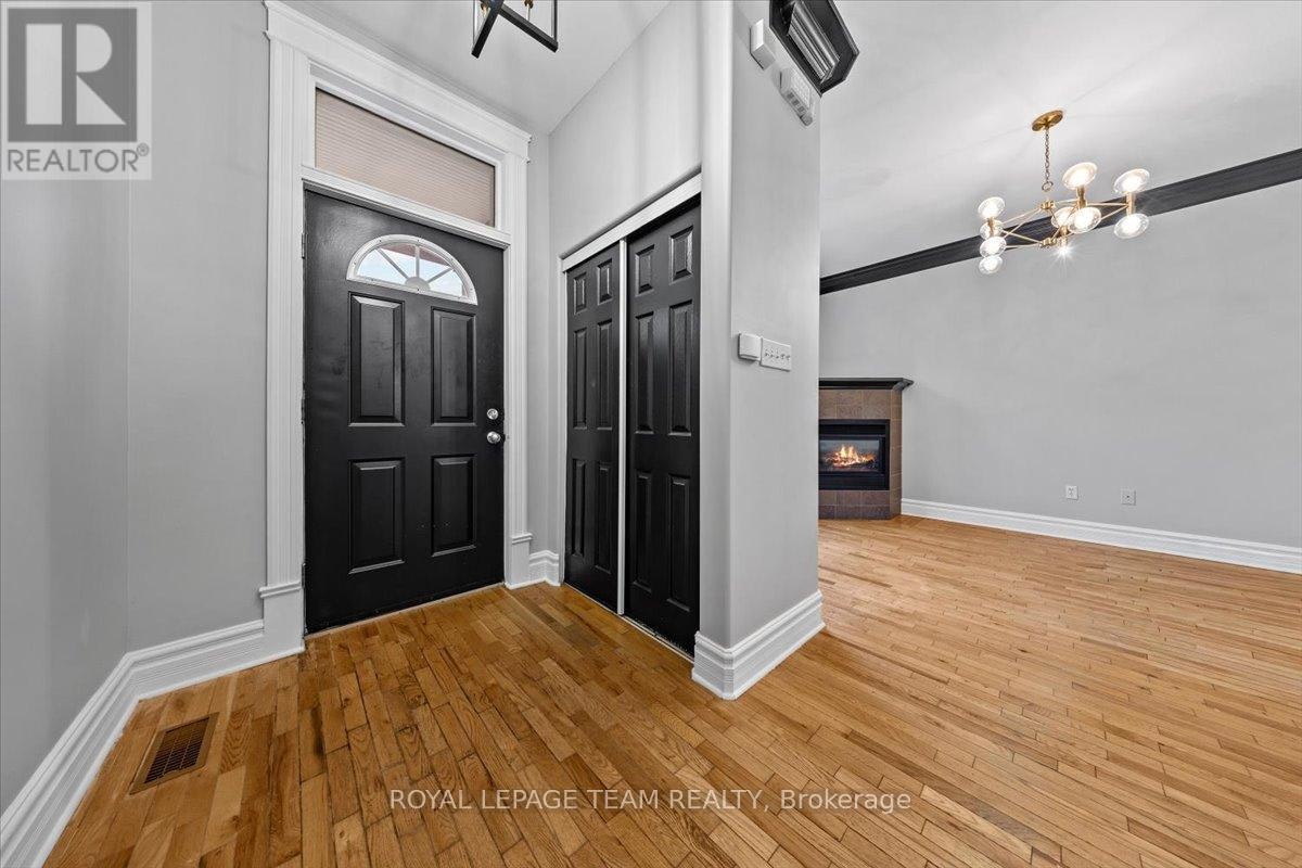 134 Elm Street, Ottawa, ON, K1R 6N5 - 2