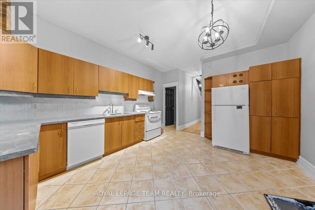 134 Elm Street, Ottawa, ON, K1R 6N5 - 7