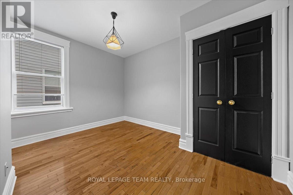 134 Elm Street, Ottawa, ON, K1R 6N5 - 8