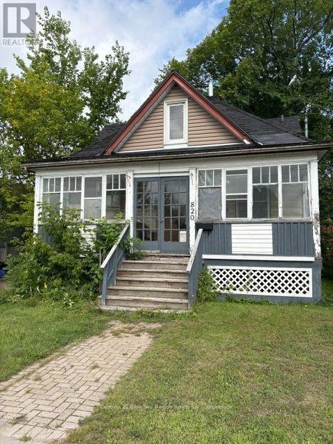 820 John Street, North Bay, ON, P1B 2N4