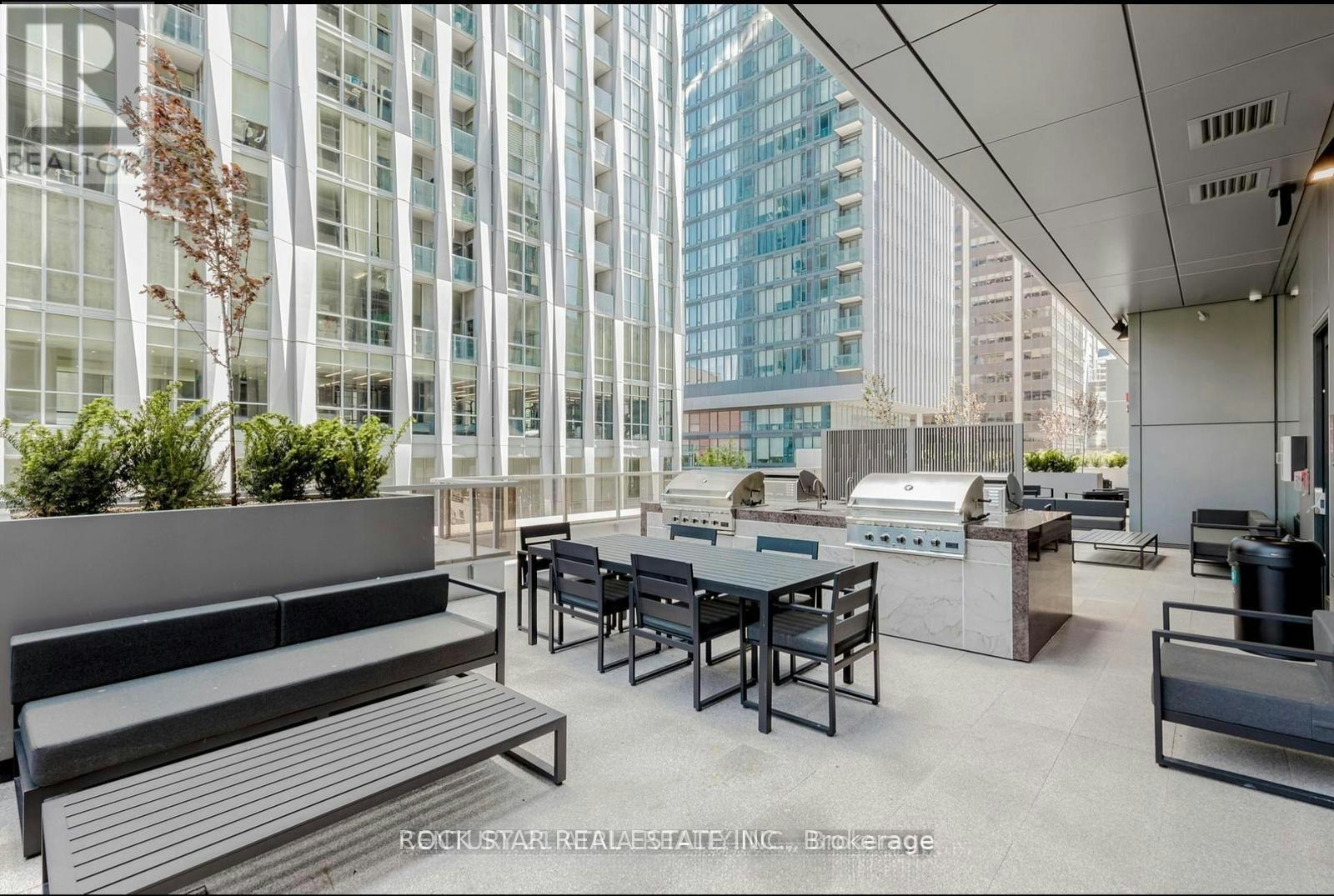 5409-11 Yorkville Avenue, Toronto, ON, M4W 0B7 - 12