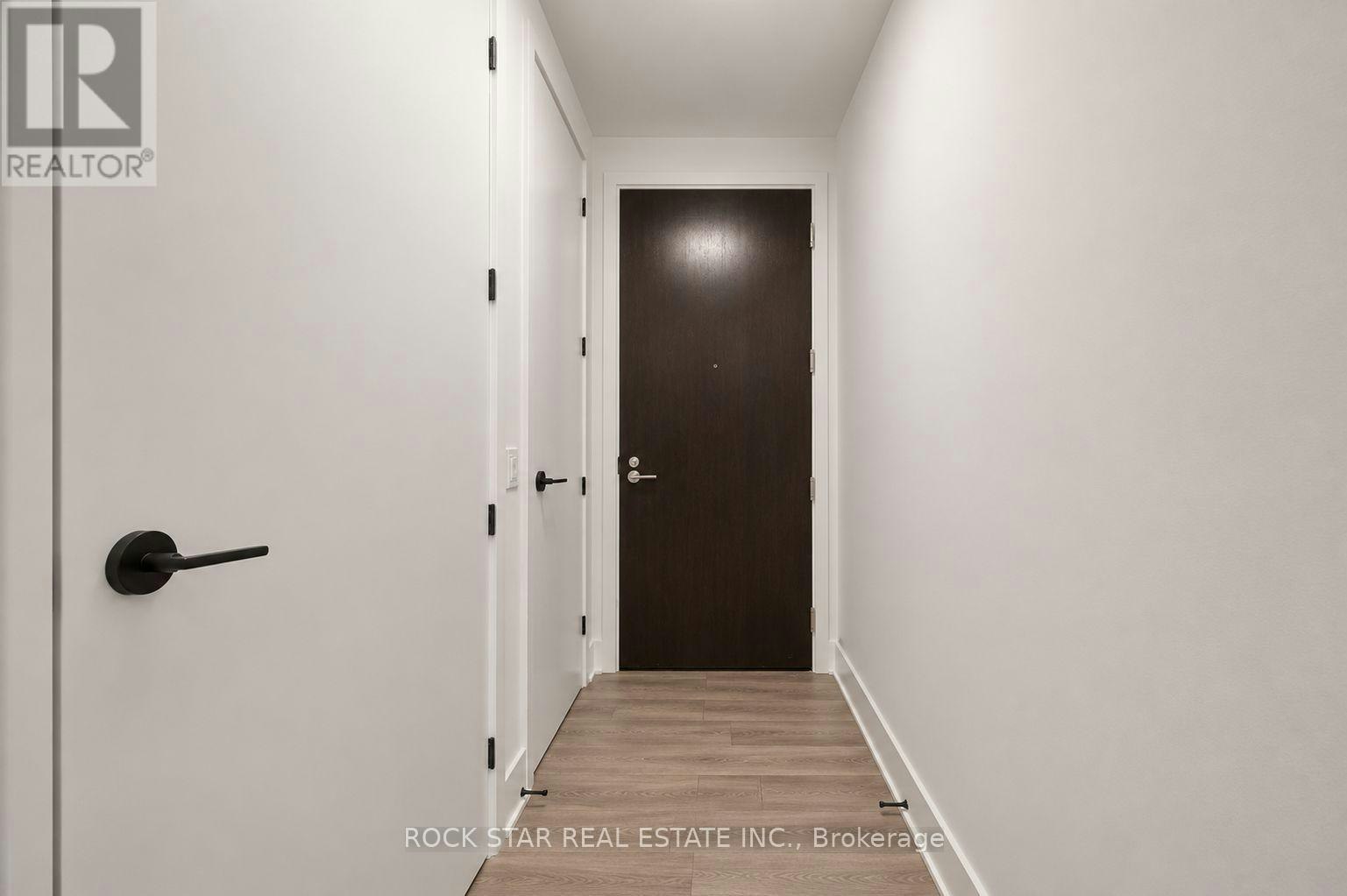 5409-11 Yorkville Avenue, Toronto, ON, M4W 0B7 - 5