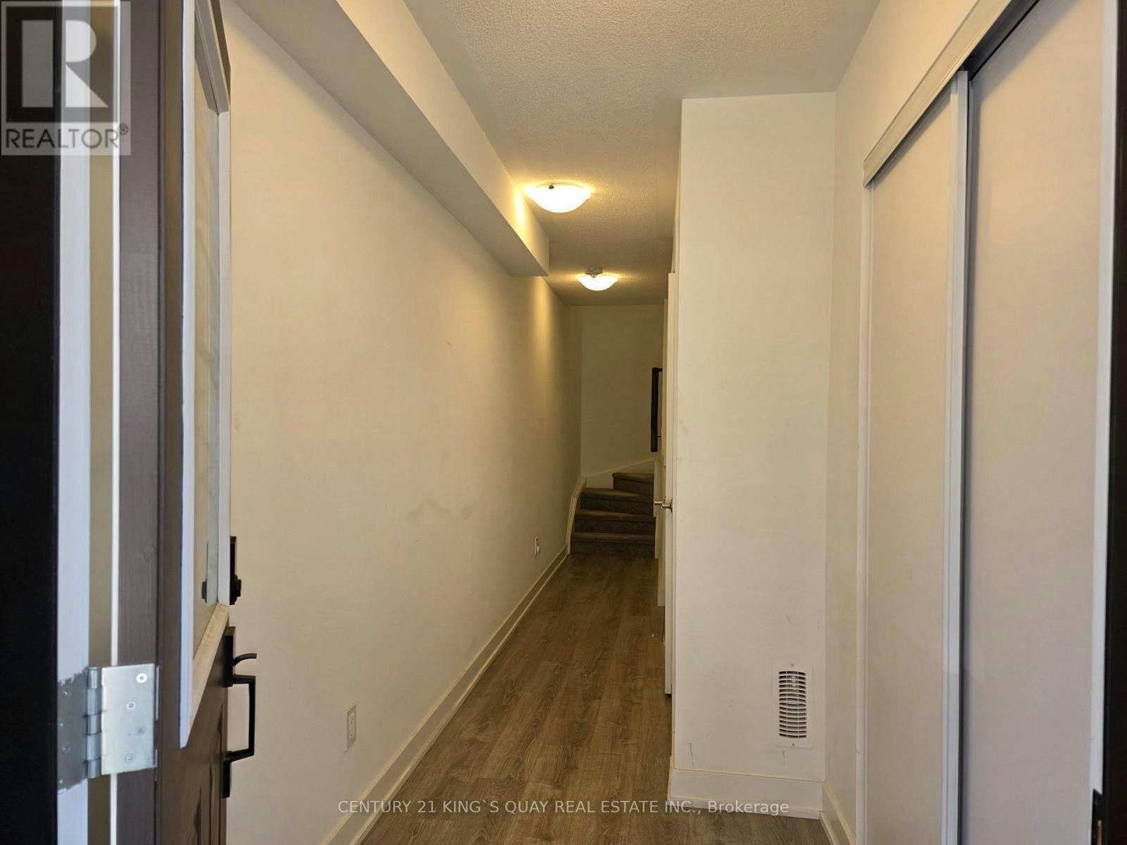 24 Nordic Lane, Whitchurch-Stouffville, ON, L4A 4W8 - 2