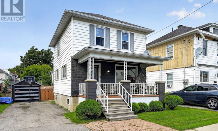 712 First Street E