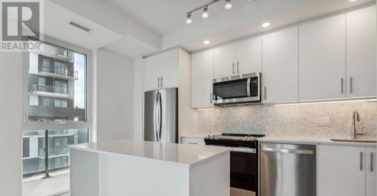 603-345 Wheat Boom Drive, Oakville, ON, L6H 7X5 - 4