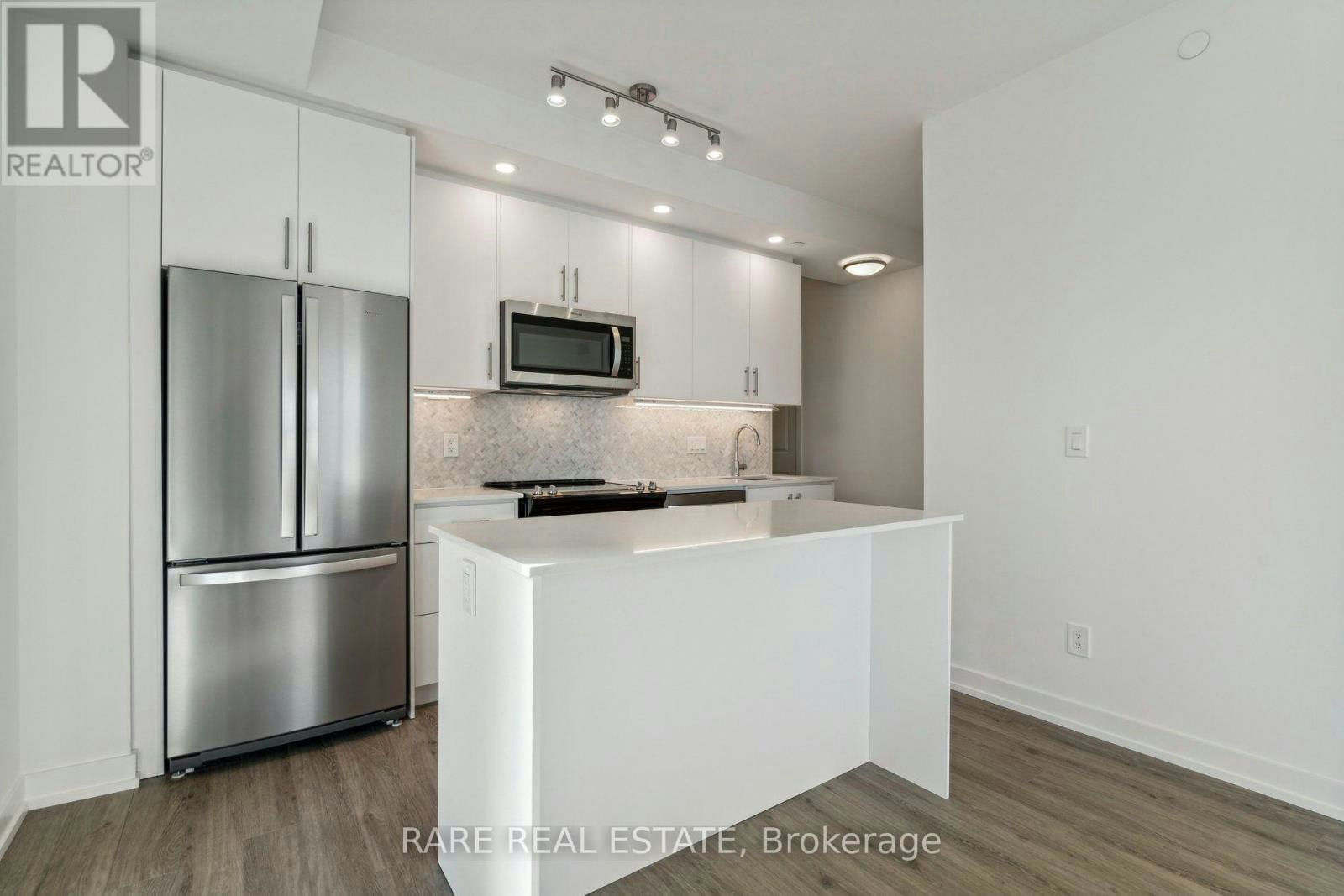 603-345 Wheat Boom Drive, Oakville, ON, L6H 7X5 - 2