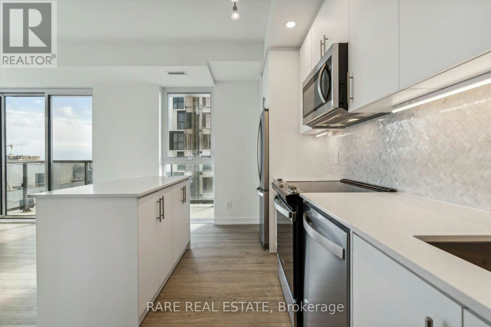 603-345 Wheat Boom Drive, Oakville, ON, L6H 7X5 - 3