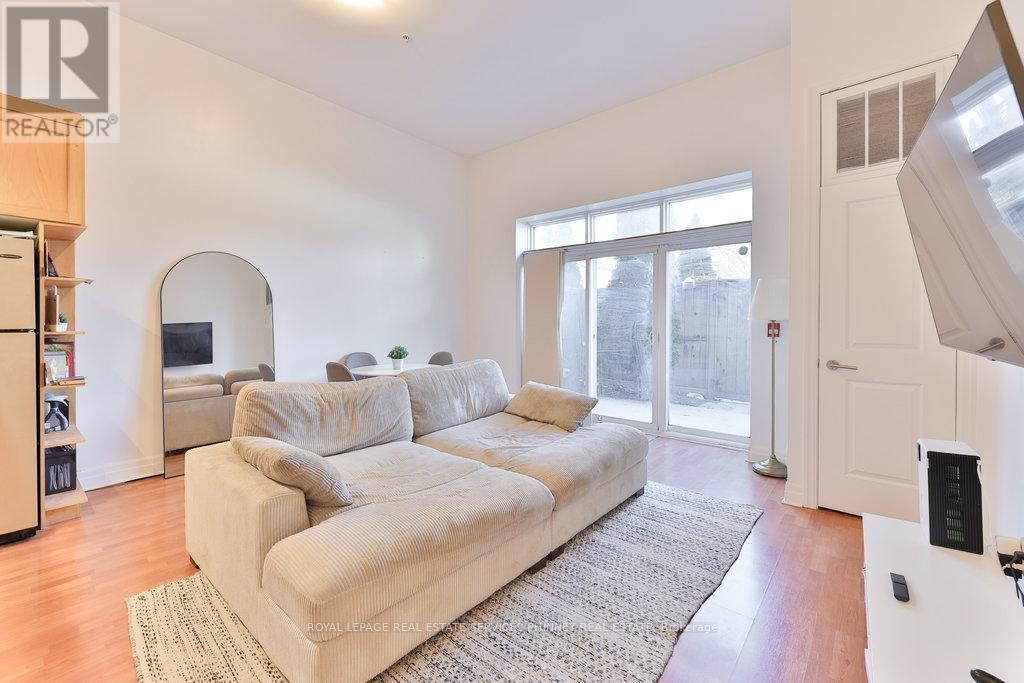 105-459 Kerr Street, Oakville, ON, L6K 3C2 - 4