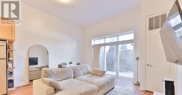 105-459 Kerr Street, Oakville, ON, L6K 3C2 - 4