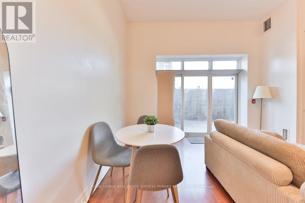105-459 Kerr Street, Oakville, ON, L6K 3C2 - 10