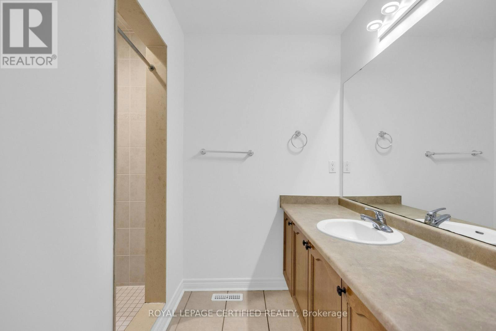 56 Pefferlaw Circle, Brampton, ON, L6Y 0K1 - 30