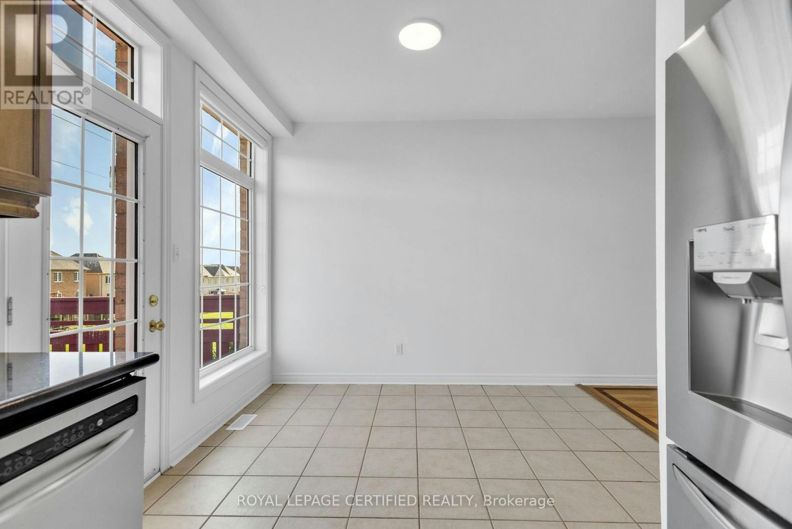 56 Pefferlaw Circle, Brampton, ON, L6Y 0K1 - 11