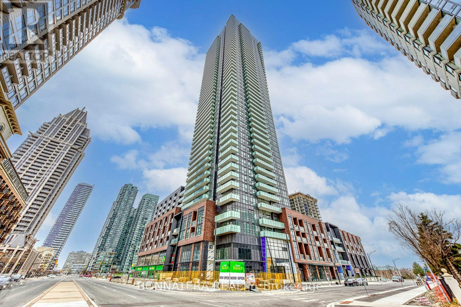 3008-430 Square One Drive W, Mississauga, ON, L5B 0L6 - 2
