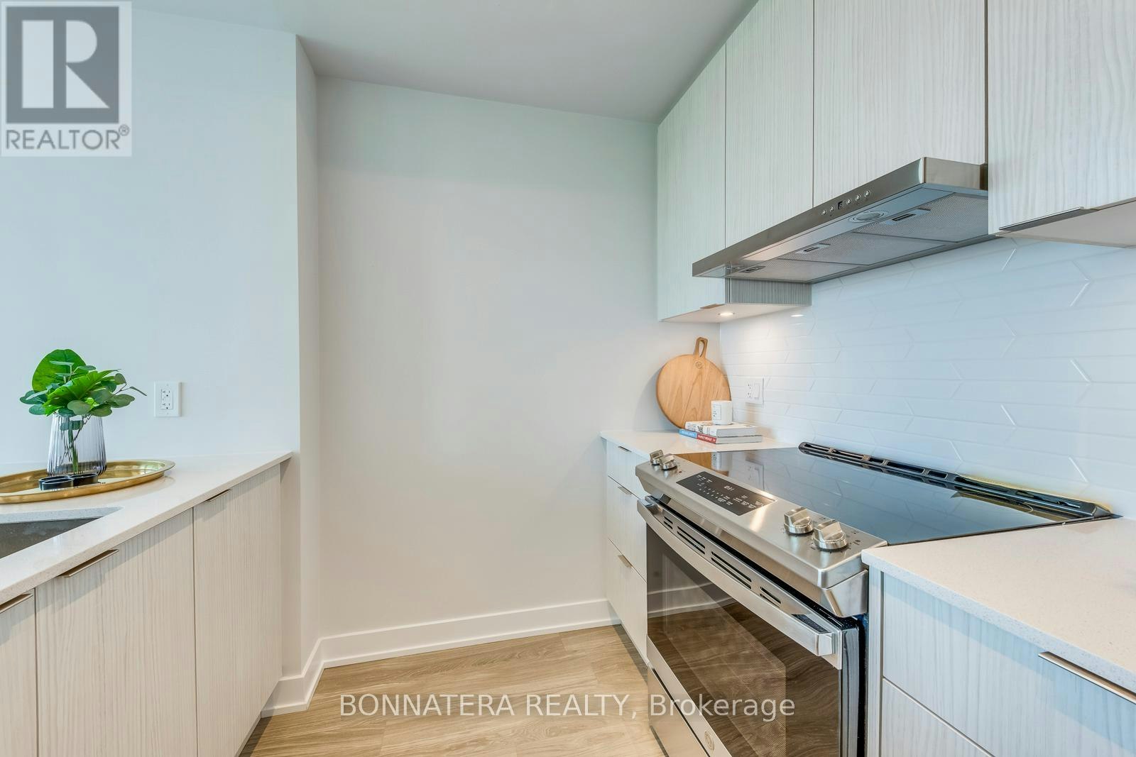 3008-430 Square One Drive W, Mississauga, ON, L5B 0L6 - 10