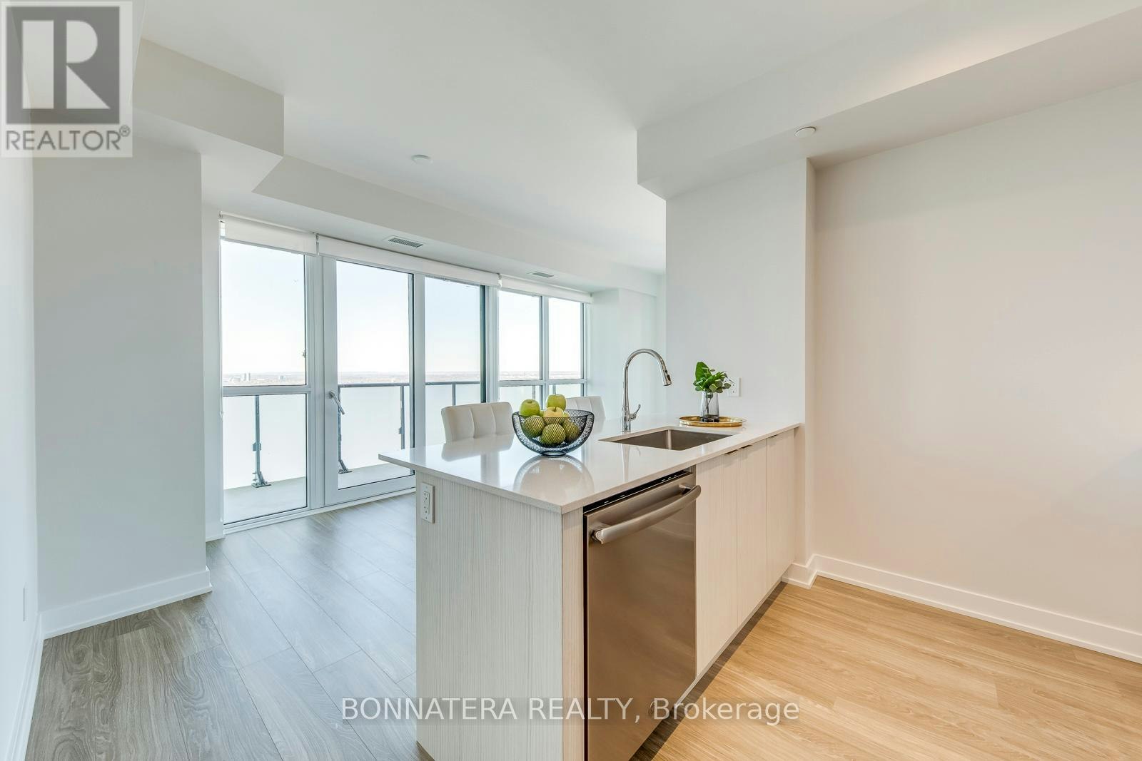 3008-430 Square One Drive W, Mississauga, ON, L5B 0L6 - 8