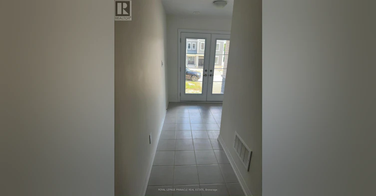 12 Kensington Road, Brampton, ON, N3W 0J9 - 4