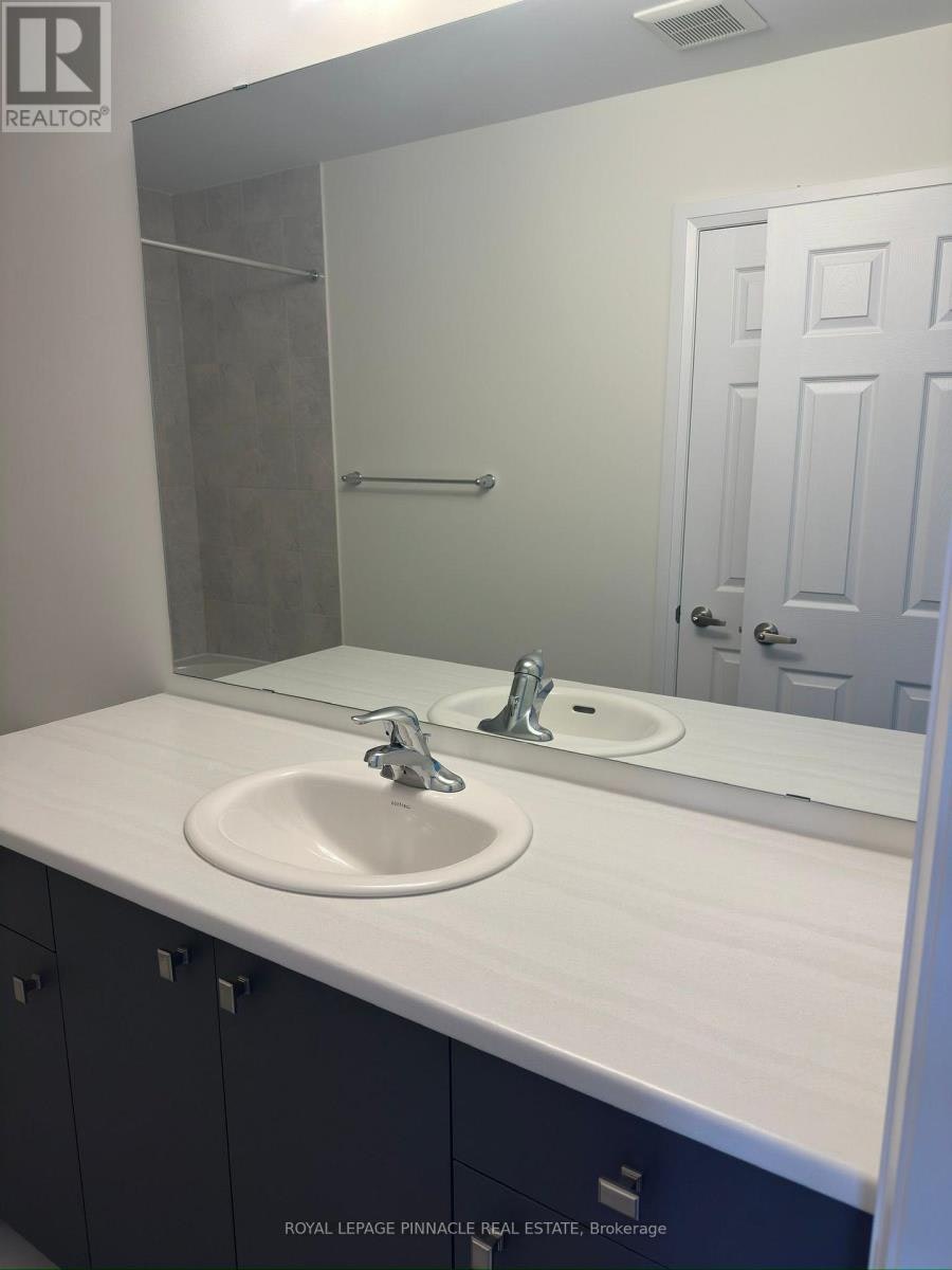 12 Kensington Road, Brampton, ON, N3W 0J9 - 13