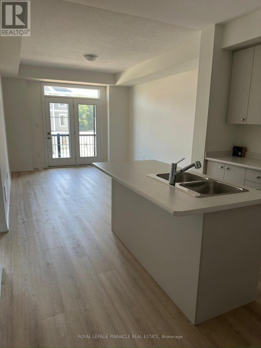 12 Kensington Road, Brampton, ON, N3W 0J9 - 7
