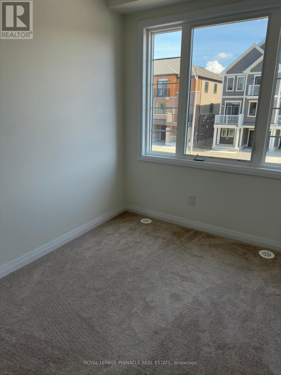 12 Kensington Road, Brampton, ON, N3W 0J9 - 12