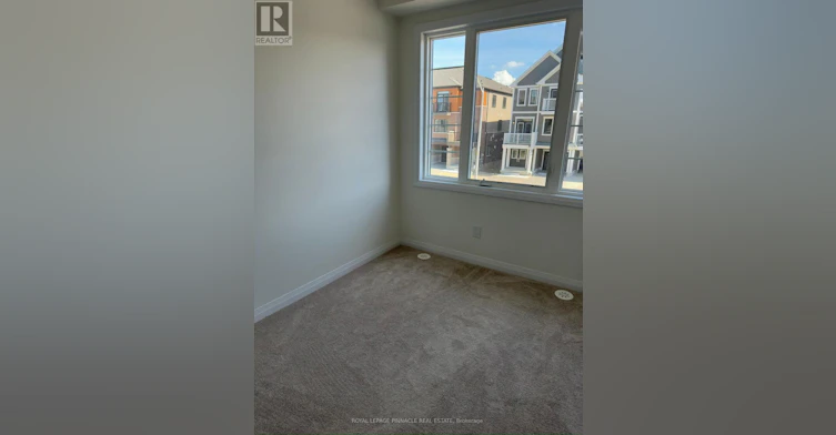 12 Kensington Road, Brampton, ON, N3W 0J9 - 12